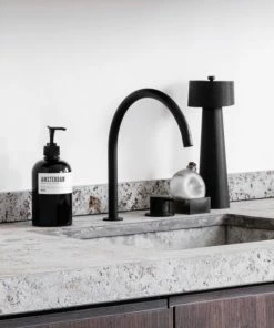 WIJCK Amsterdam Handseife - -Culti Shop unnamed file 1037