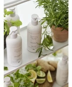 ZONE Denmark Botanical Scents Lush Lemon Handseife - 14 ZONE Denmark Botanical Scents Lush Lemon Handseife - -Culti Shop unnamed file 1065