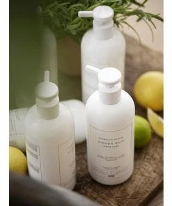 ZONE Denmark Botanical Scents Lush Lemon Handseife - 16 ZONE Denmark Botanical Scents Lush Lemon Handseife - -Culti Shop unnamed file 1067